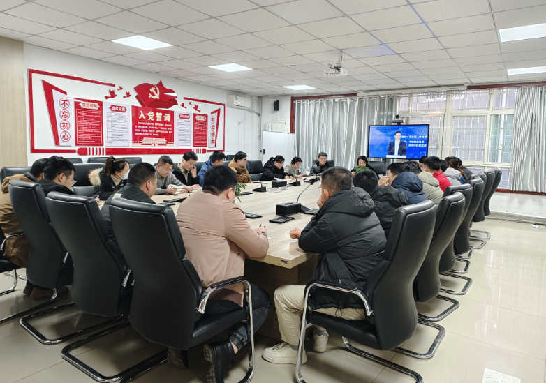 �����v��